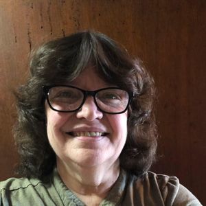 Meet your Posher, April